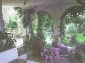 Three full country houses in Alfacar. Garden with trees, pool and excellent quality.. Oasis Real Estate. Houses in Granada, Spain.