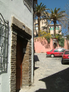 Furnished apartment in the Albaicín. Five minutes away from Plaza Nueva (centre of Granada).. Oasis Real Estate. Houses in Granada, Spain.