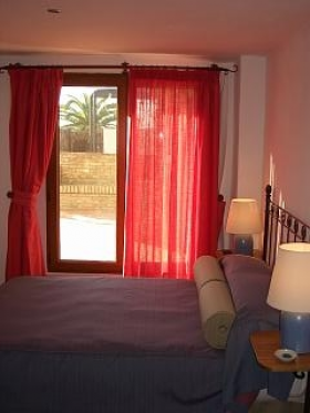 Inmobiliaria Oasis en Granada. Oasis Real Estate. Houses in Granada, Spain.