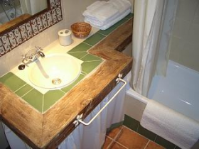 Inmobiliaria Oasis en Granada. Oasis Real Estate. Houses in Granada, Spain.