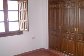 Inmobiliaria Oasis en Granada. Oasis Real Estate. Houses in Granada, Spain.