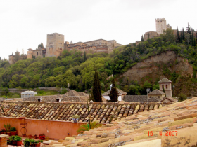 Vistas a la Alhambra desde casa morisca en venta en el Albaicín, Granada.