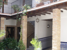 Detalle del patio de apartamento en venta en Albaicin Bajo, Granada.
