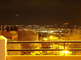 Vistas de la ciudad desde una casa a la venta en Granada.