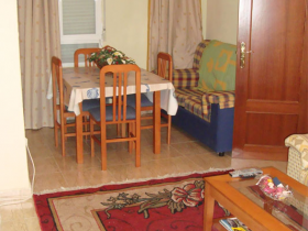 Sal�n-comedor de casa en venta en Caser�a de Montijo, Granada.